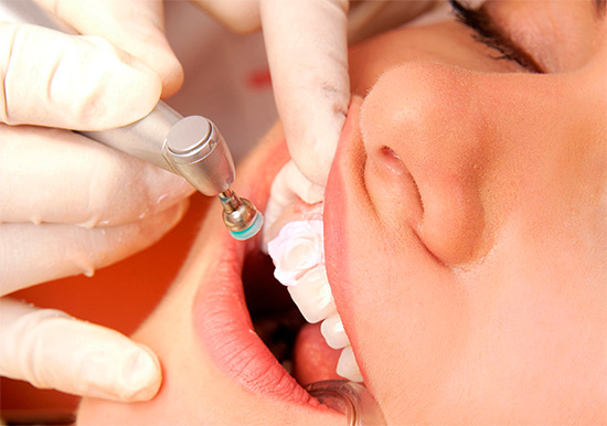 Un ruolo importante nel trattamento delle lesioni cariose dello smalto è svolto dalla terapia remineralizzante.
