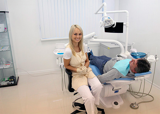 Ao escolher uma clínica odontológica particular, há um certo risco de pagar em excesso significativamente pelo tratamento ou extração dentária ...