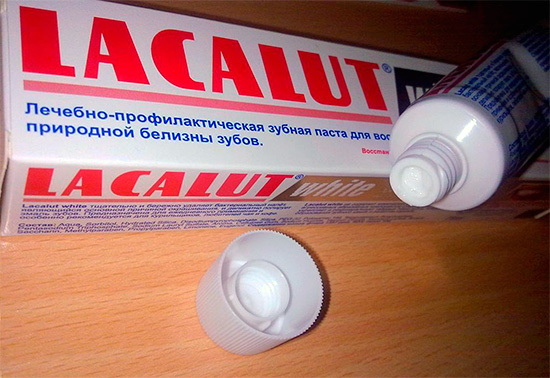 A linha de pastas de dentes Lacallut inclui muitos nomes diferentes e cada produto tem suas próprias propriedades específicas, então vamos ver qual é a opção certa para você ...