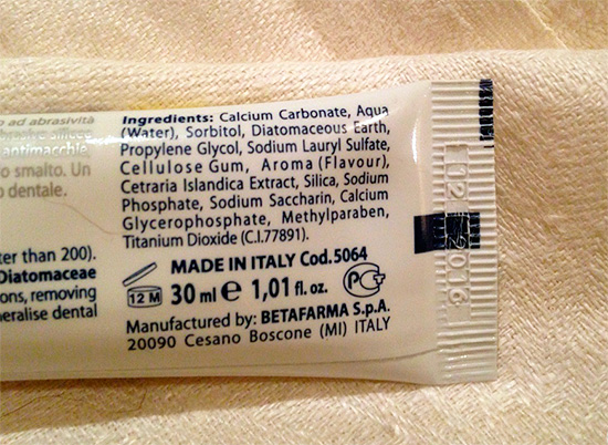 É assim que a pasta de dente se parece com o Presidente Intensivo de Clareamento (White Plus)