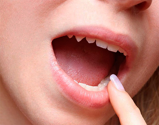 Vamos ver como enxaguar adequadamente a boca para aliviar rapidamente a dor de dente ...