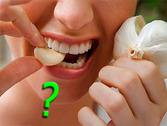 Com uma certa abordagem, o alho realmente ajuda na dor de dente, mas nem todo mundo decide recorrer à sua ajuda ...