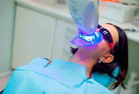 Se você planeja se submeter ao clareamento dental, é útil primeiro aprender sobre as importantes nuances desse procedimento ...