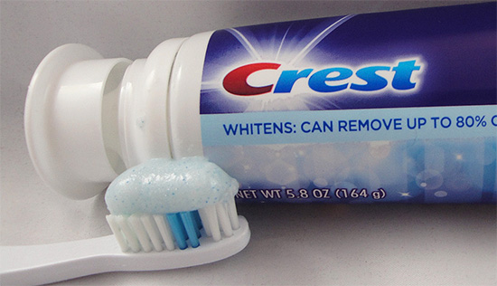 Vamos falar sobre os cremes dentais Crest e suas características - esses produtos são realmente tão bons?